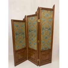 Antique screen
