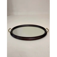 Tray with mirror surface