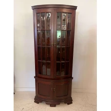  Corner display cabine
