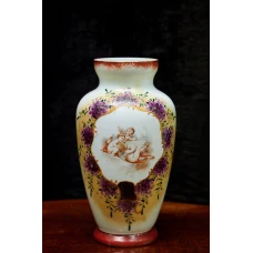 O Polin vase of milk glass, hand painted